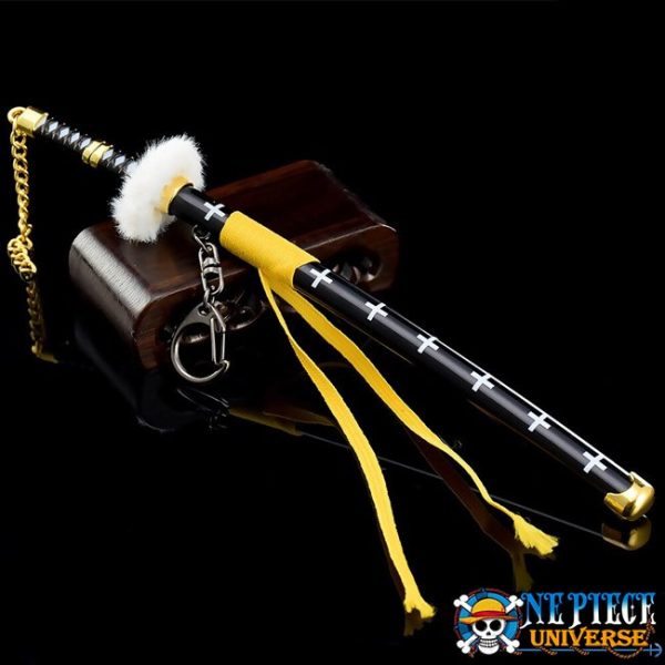 trafalgar law sword keychain