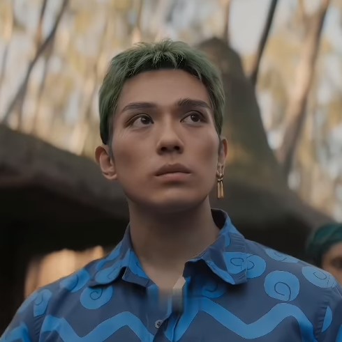 Japanese Actors and Actresses - Arata Mackenyu as Roronoa Zoro in NETFLIX One  Piece live action series 💚 🔗watch the new trailer here