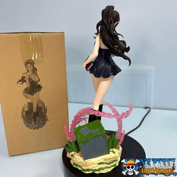 One Piece Nico Robin Statue